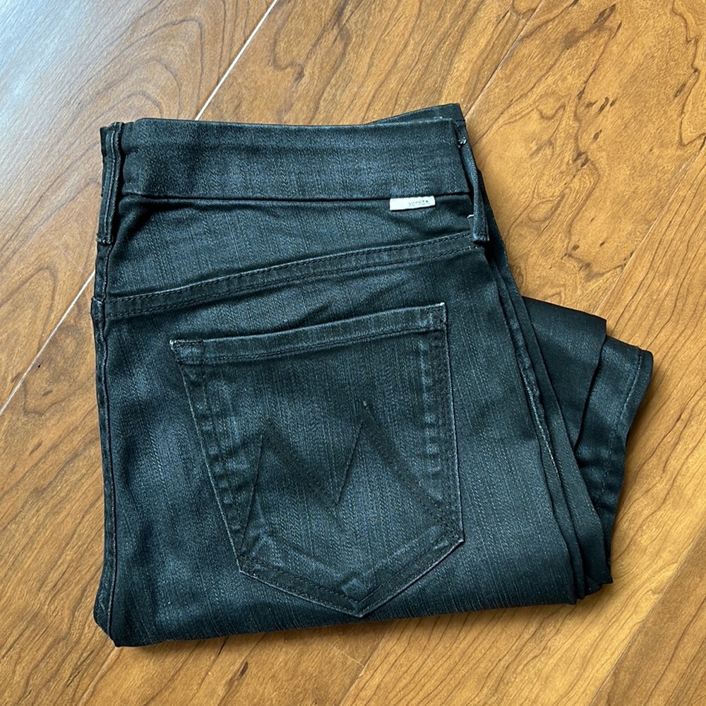 The Looker Crop